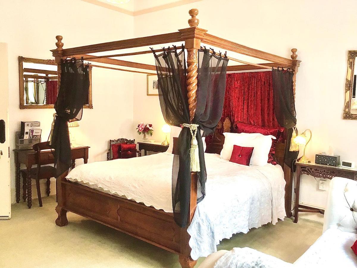 론서스턴 쿠라종 하우스 비앤비 B&B 외부 사진
