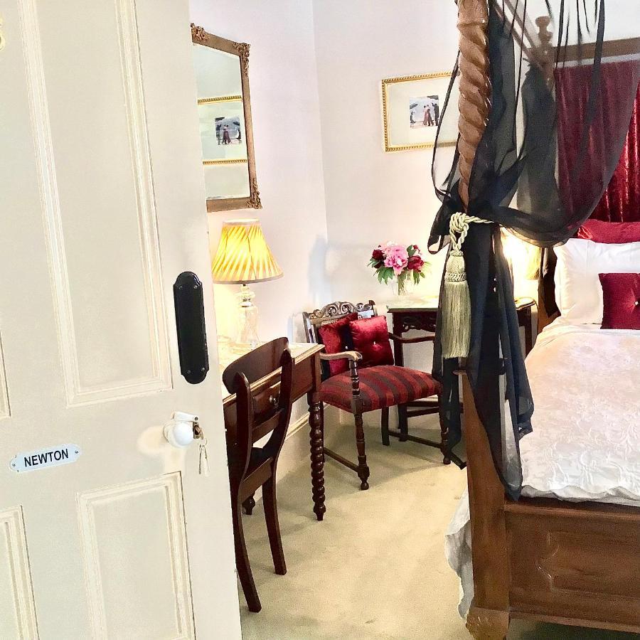 론서스턴 쿠라종 하우스 비앤비 B&B 외부 사진
