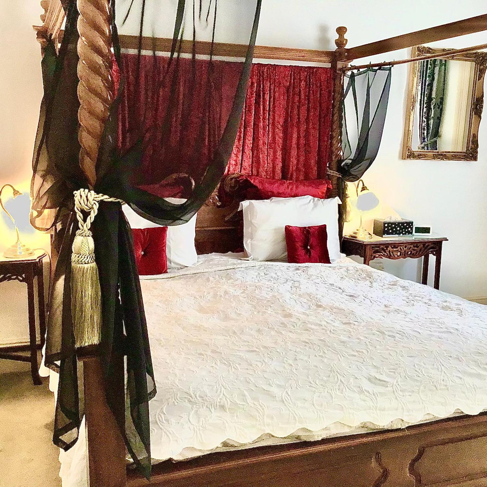 론서스턴 쿠라종 하우스 비앤비 B&B 객실 사진