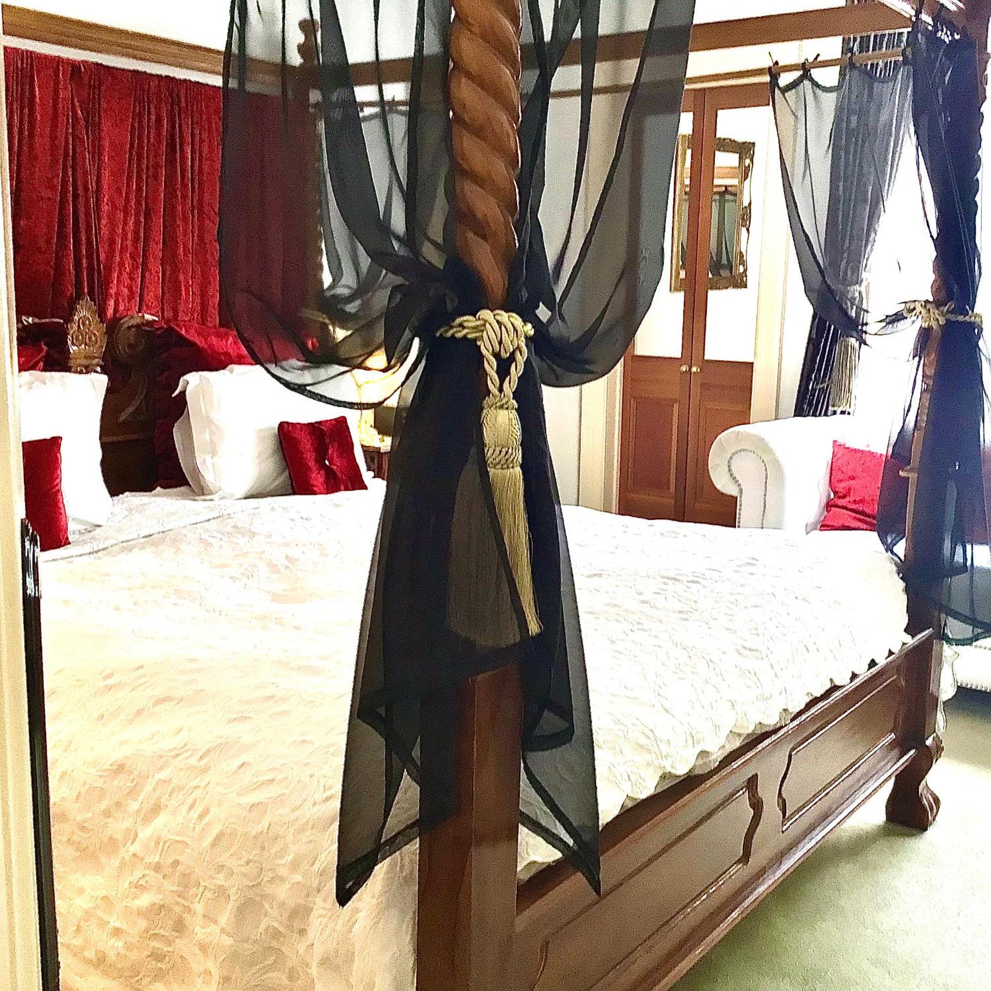 론서스턴 쿠라종 하우스 비앤비 B&B 객실 사진